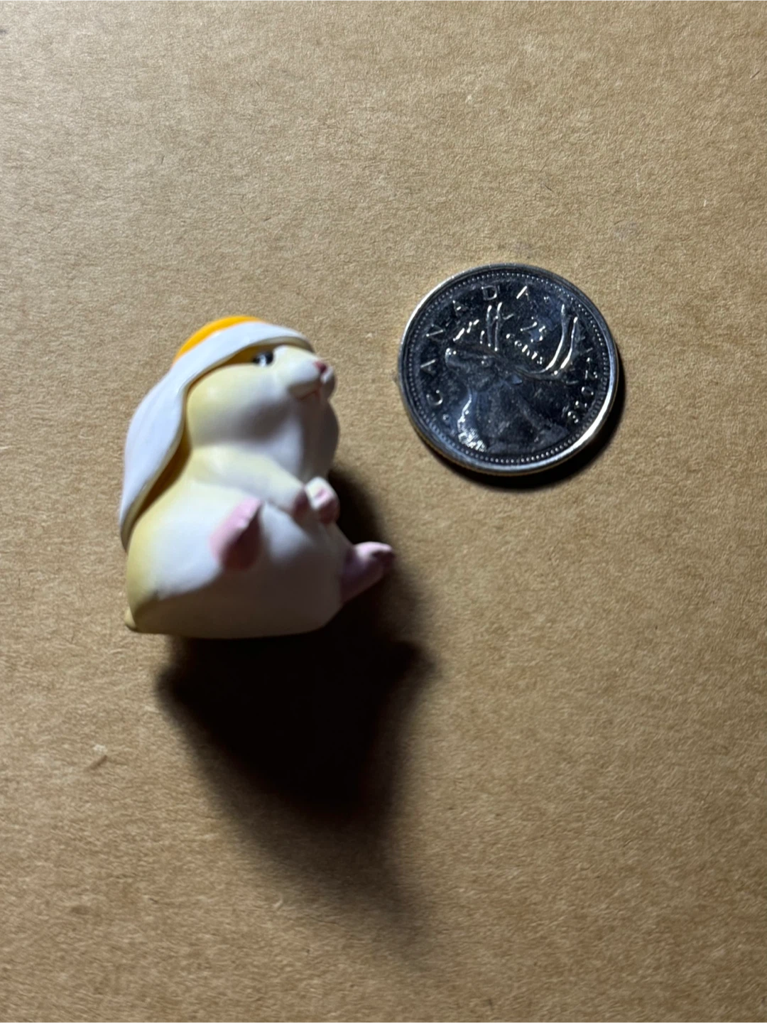 Mini Hamster with Fried Egg Figurine - photo 3