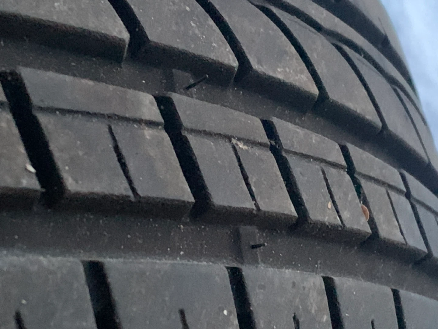 Altenzo Tires 225/45ZR18 summer tires - photo 4