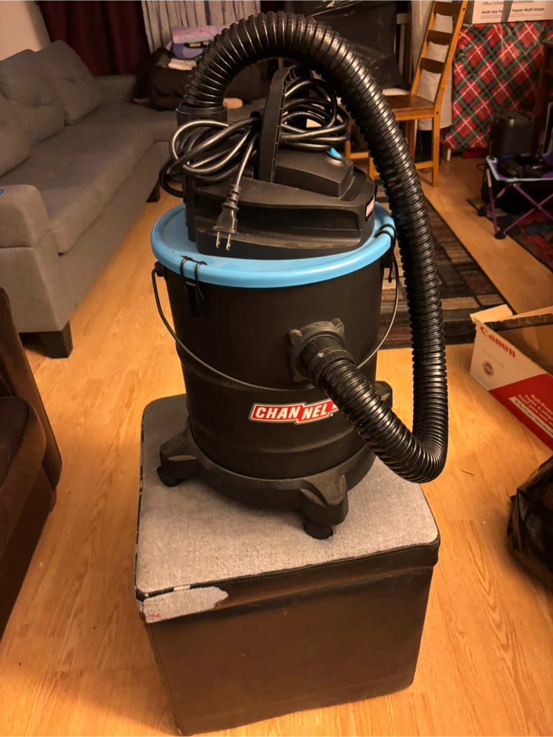 Channel Lock 2.5 Gallon Wet/Dry Vacuum - 2 HP - photo 3