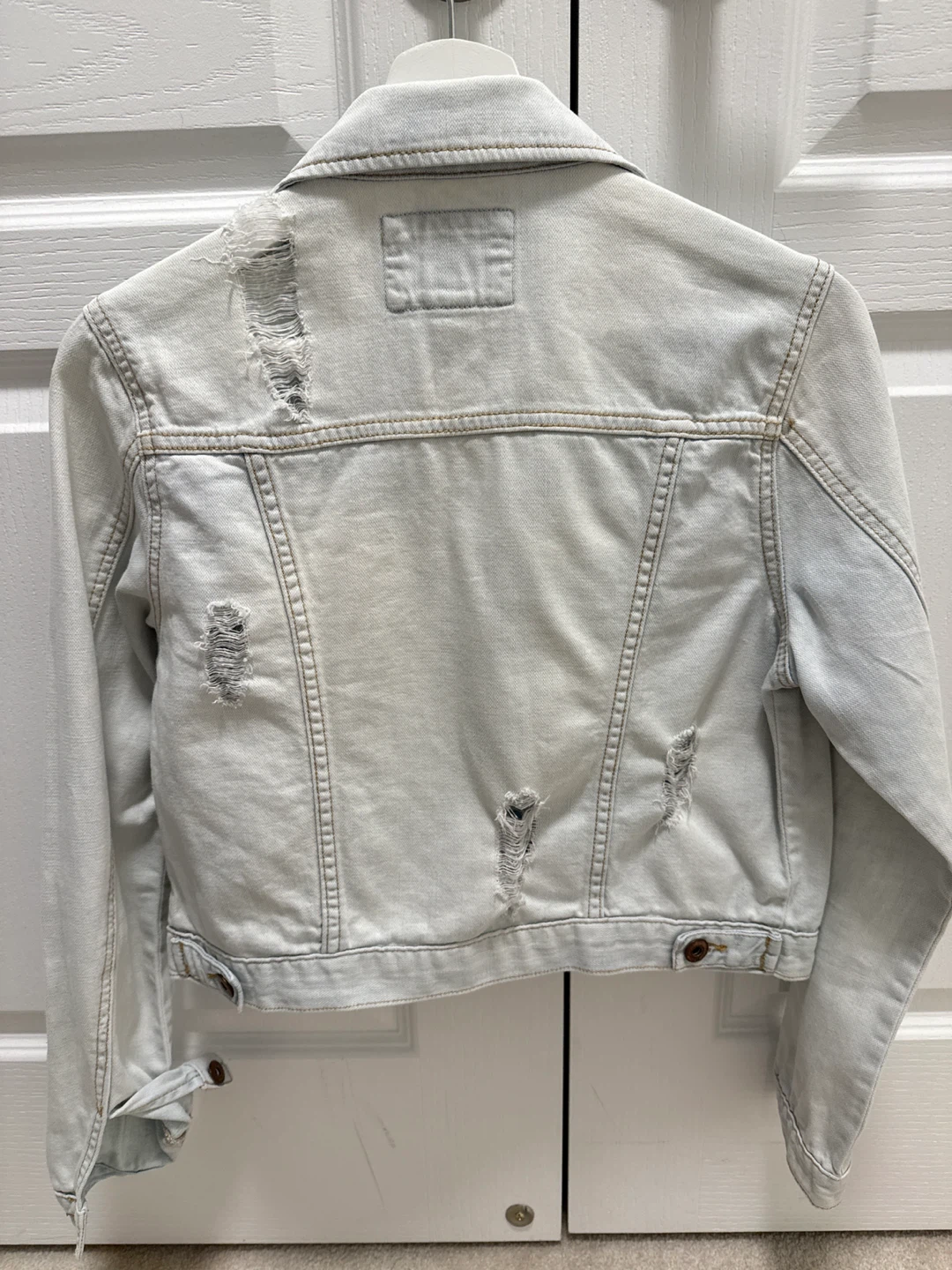 Forever 21 Distressed Light Wash Denim Jacket - Medium - photo 2