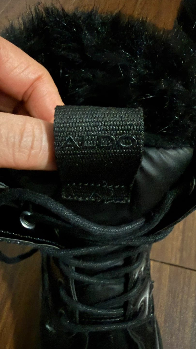 ALDO Black Faux Fur Trim Winter Boots Size 6 - photo 3