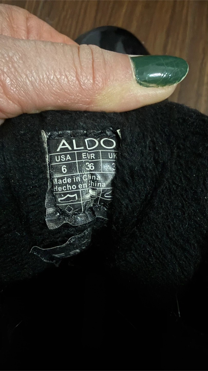 ALDO Black Faux Fur Trim Winter Boots Size 6 - photo 4