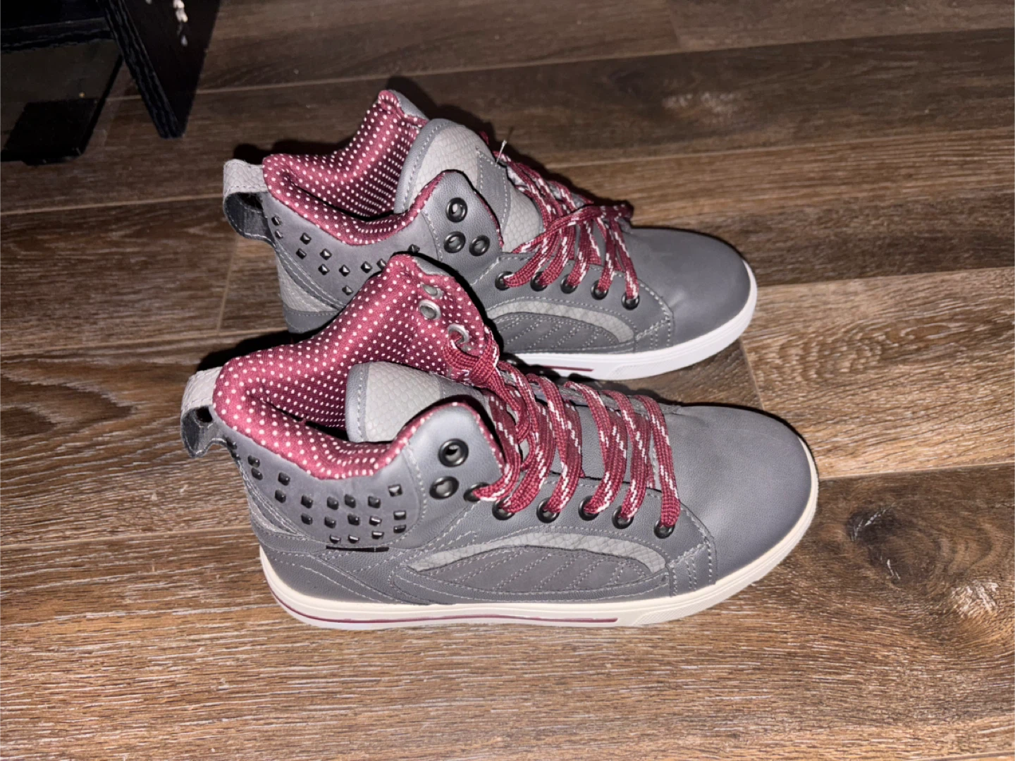 Vans Kids Grey & Maroon High-Top Sneakers Size 6