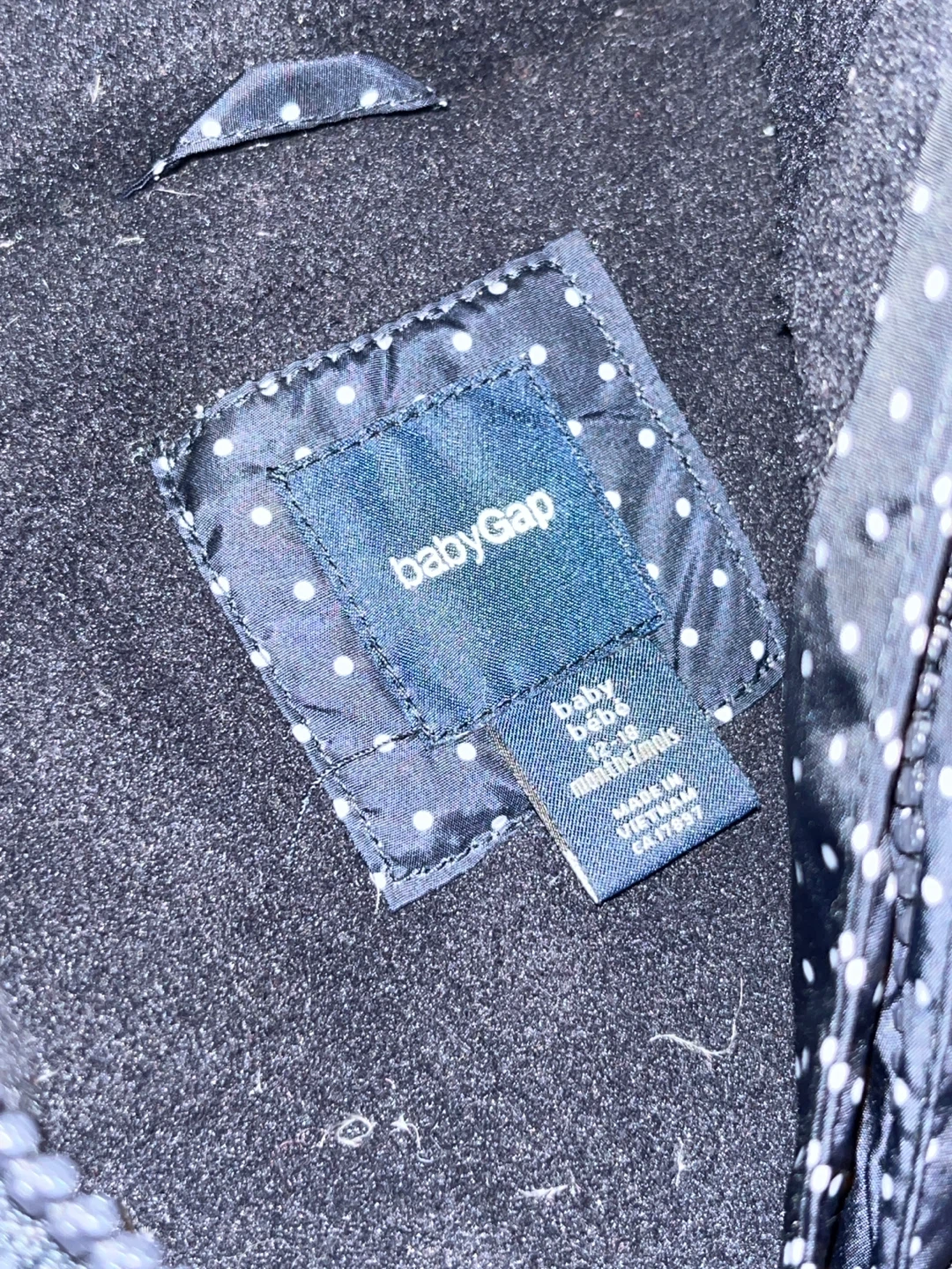 BabyGap Puffer Snowsuit - Navy with White Polka Dots - photo 2