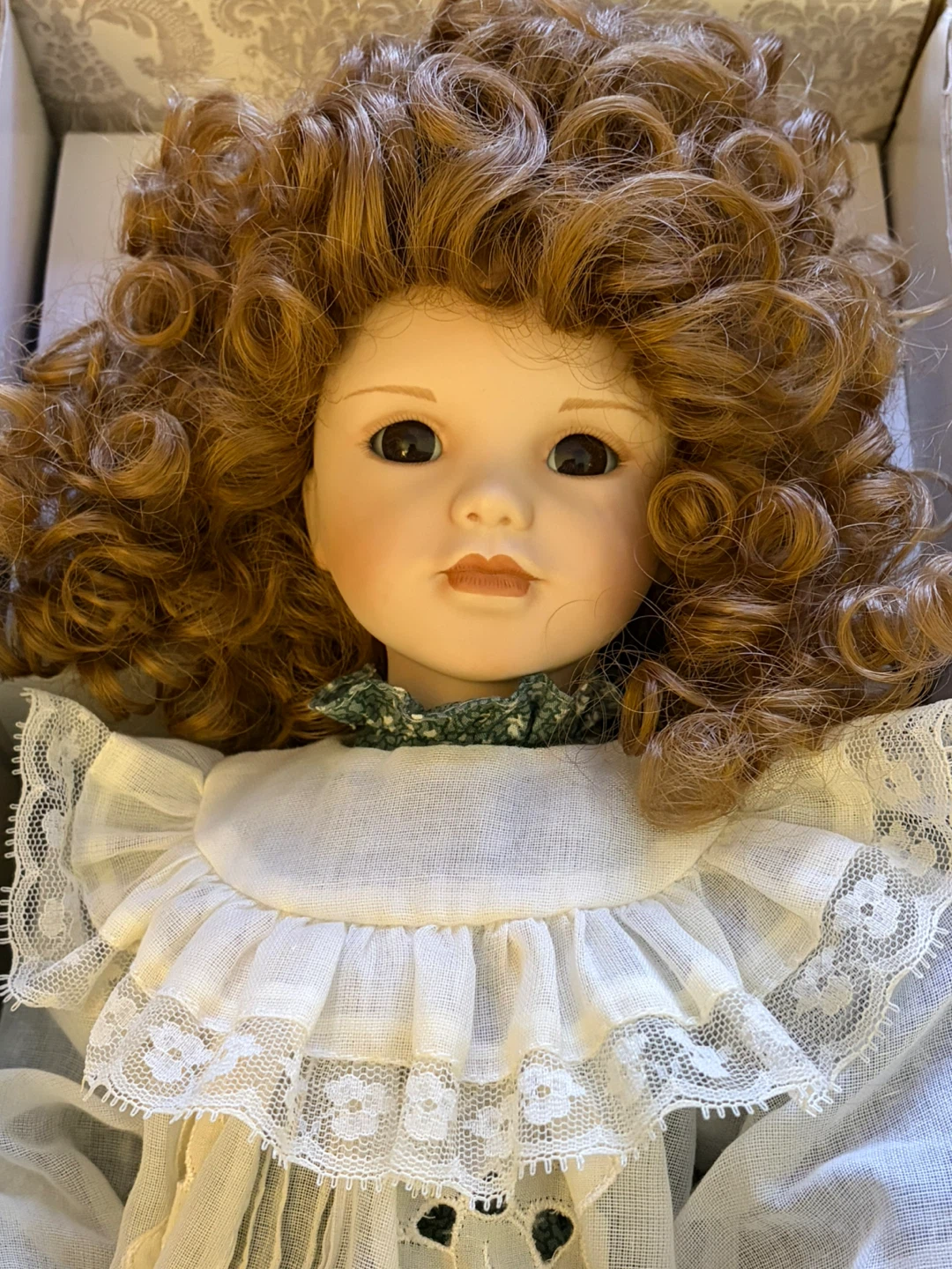 PORCELAIN DOLL (18”) - photo 2