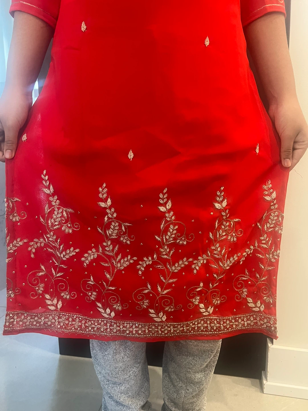 Red and teal Embroidered Kurti - photo 3