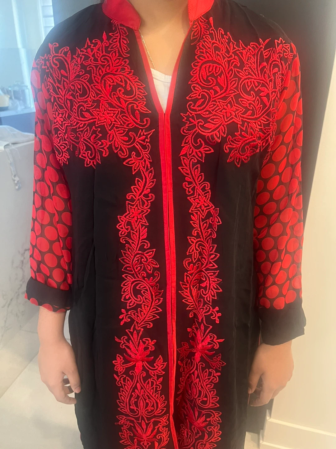 Black and Red/Purple Embroidered Kurti/Kaftan - photo 2
