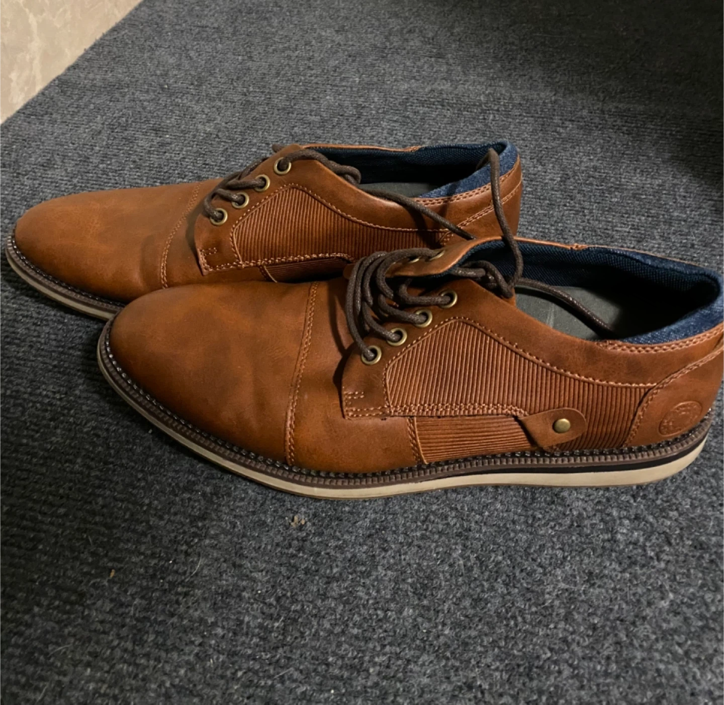 Men's Cognac Dress Shoes - Size 8