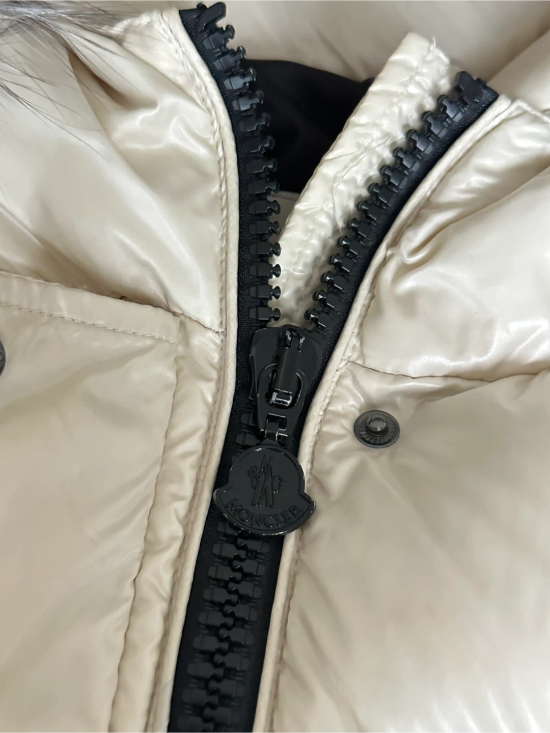 Authentic Moncler Aphrotiti Long Puffer - photo 3