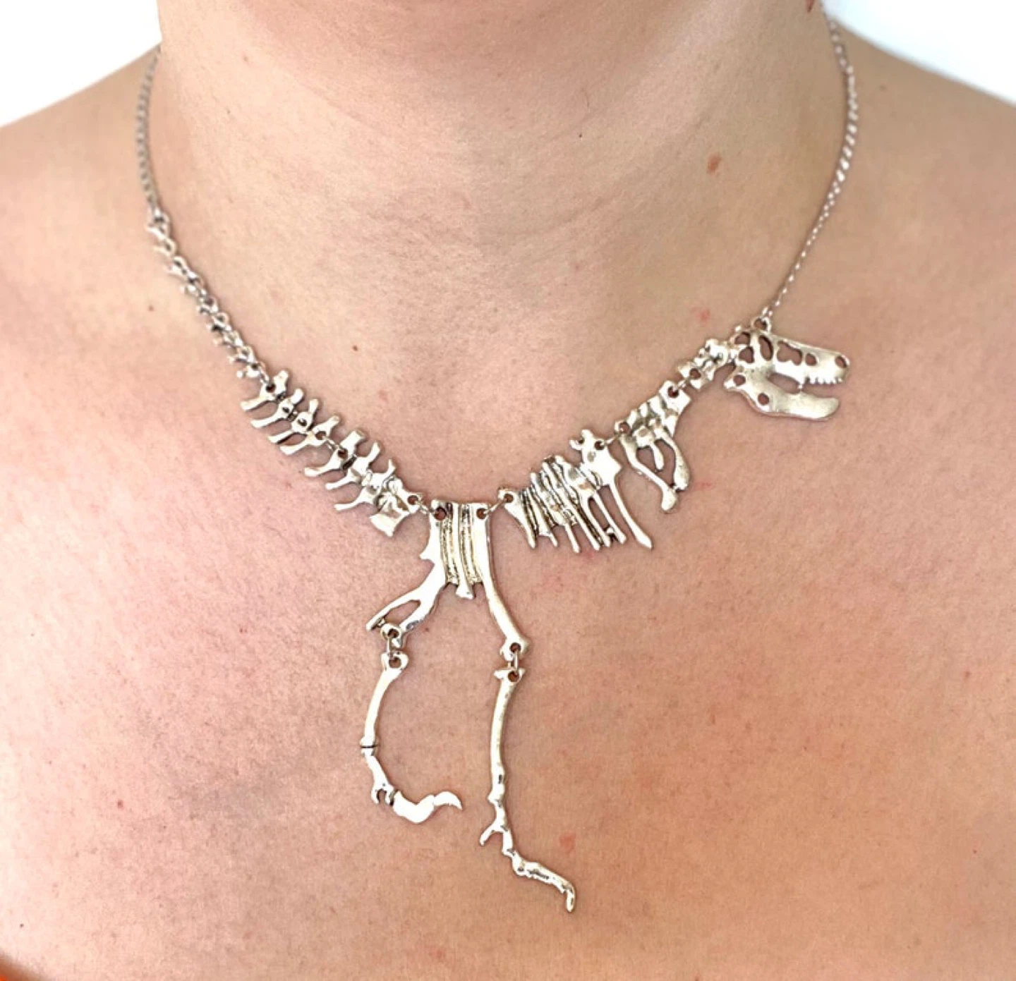 Dinosaur Skeleton Necklace - photo 4