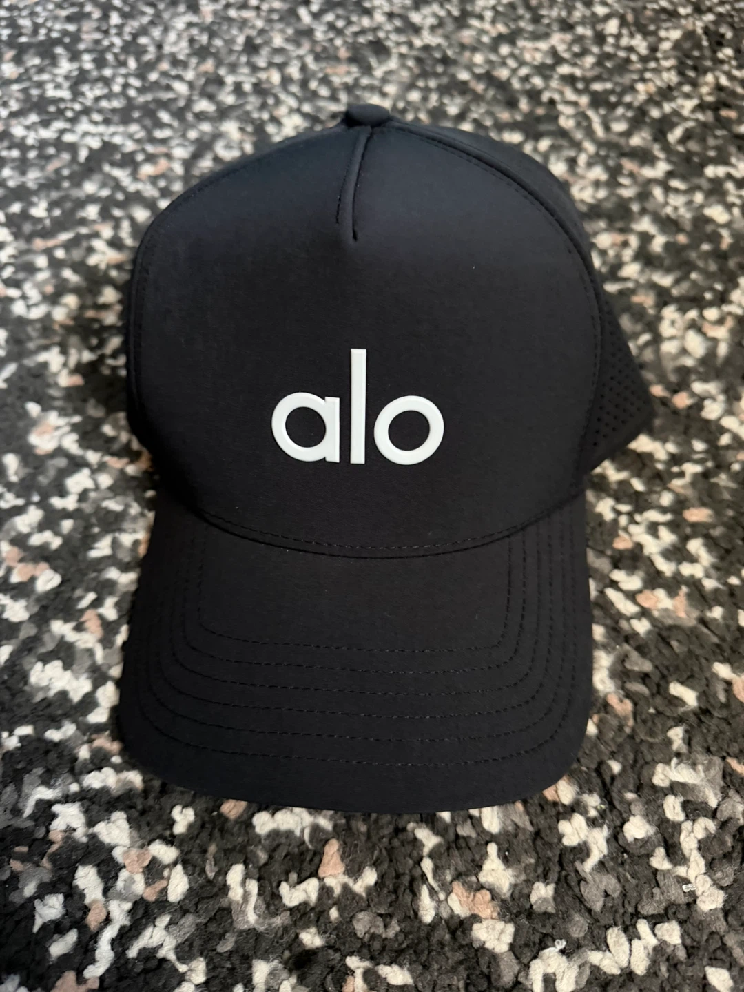 Alo Performance District Trucker hat