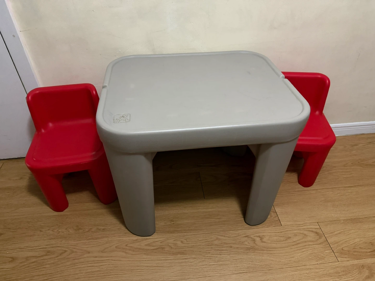 Preloved Step 2 table and chairs