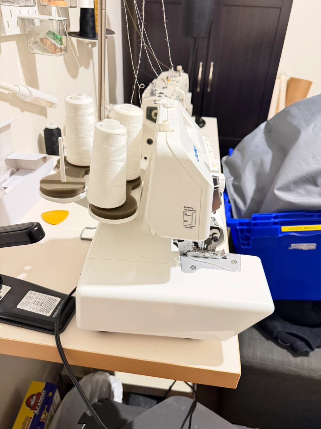 Juki MO-654DEN Serger Sewing Machine NEW!!! - photo 2