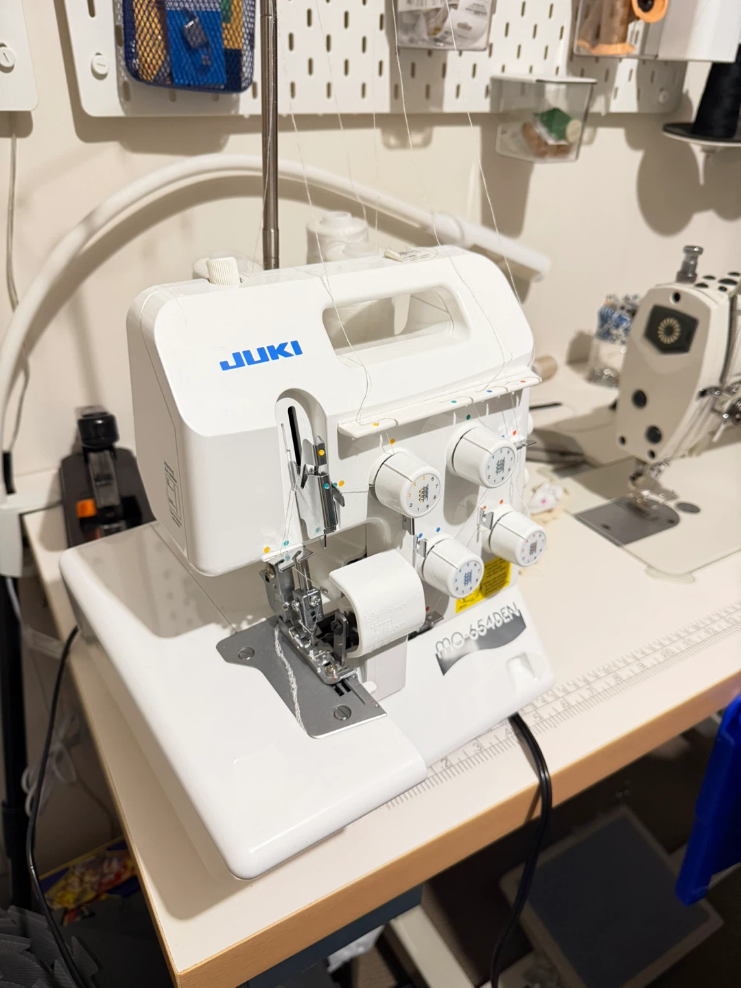 Juki MO-654DEN Serger Sewing Machine NEW!!!