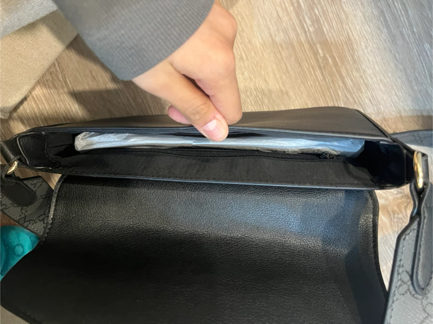 Nine West Black Crossbody Bag - photo 2