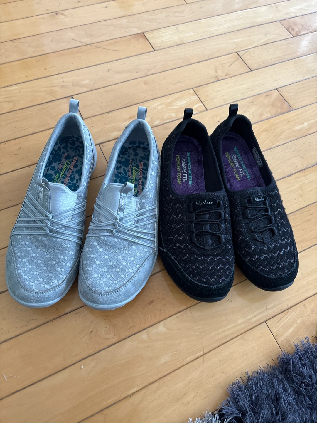 2 pair of Skechers relaxed, fit memory foam