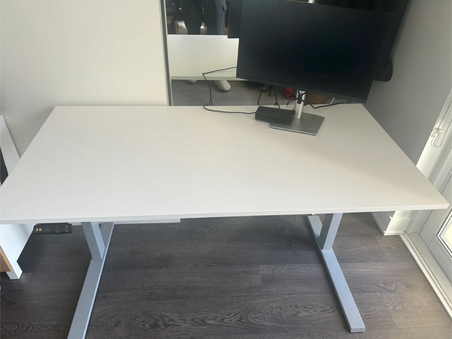 White Standing Desk - photo 2