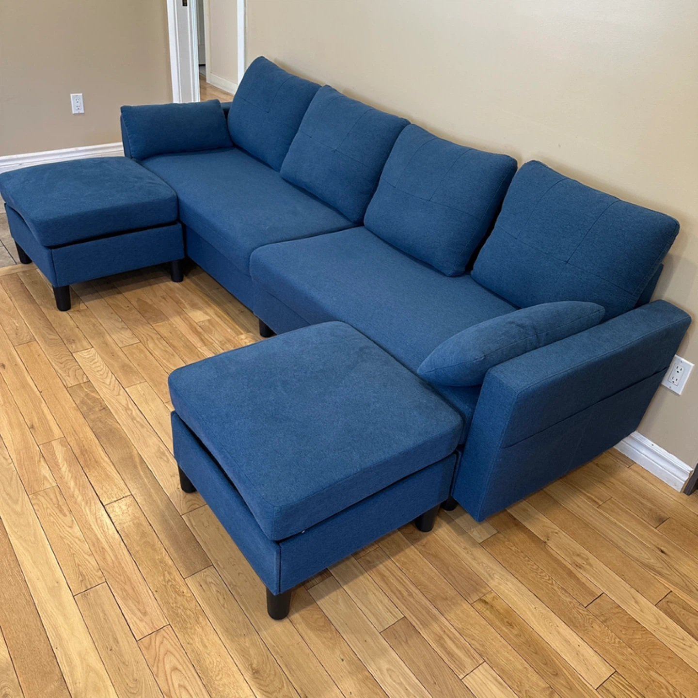 Beautiful Modern Modular Sofa with Ottomans (CAN DELIVER) - photo 3