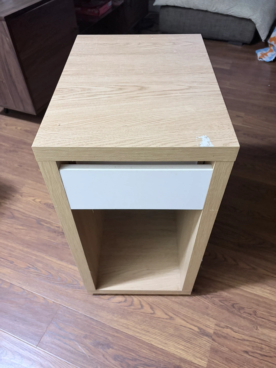 Small wooden side table with drawer - photo 3
