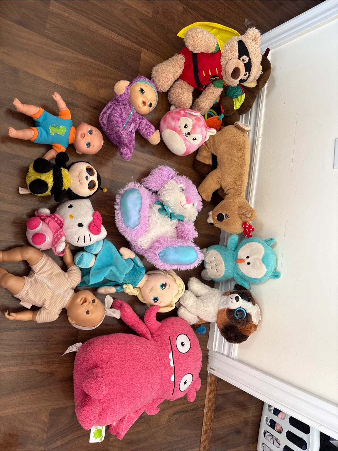 Bundle of Assorted Stuffed Animals and Dolls