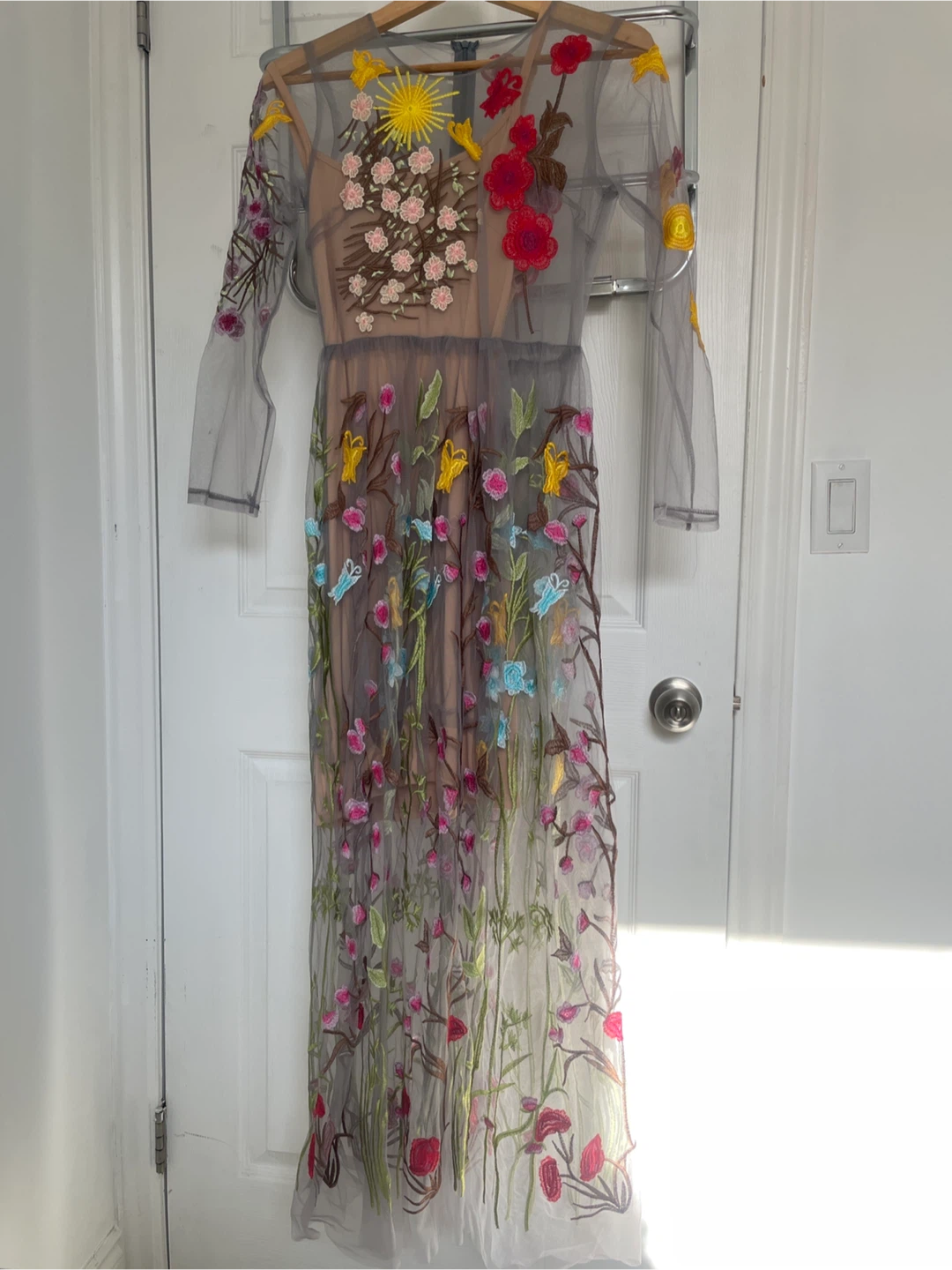 Sheer Embroidered Floral Maxi Dress sz S - photo 4