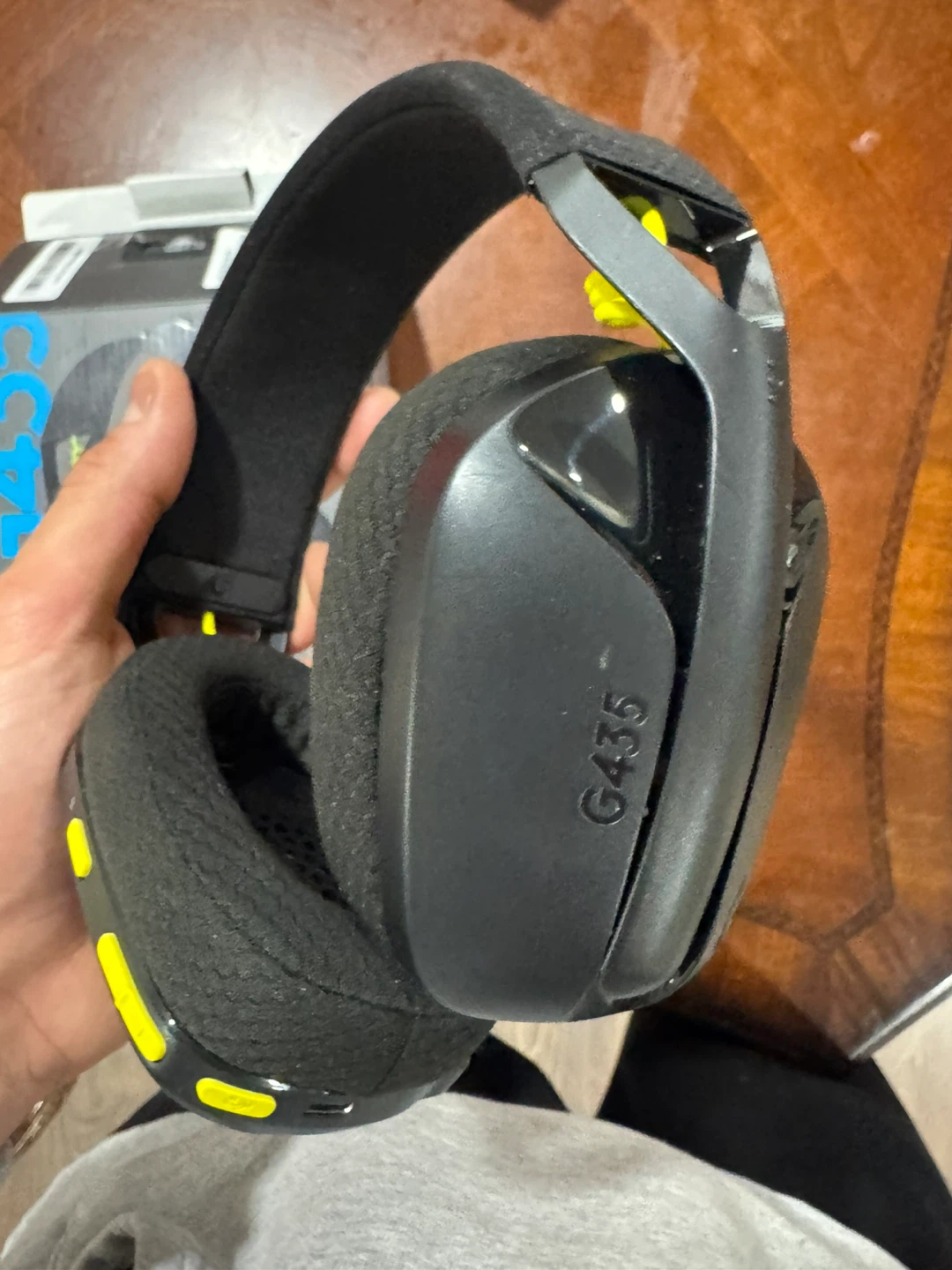 Logitech G435 Lightspeed Wireless Gaming Headset - photo 2