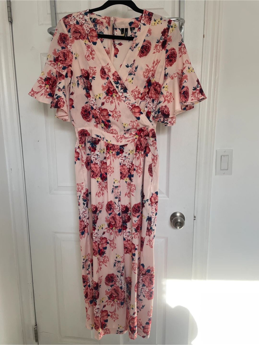 Vero Moda Floral jumpsuit  XS