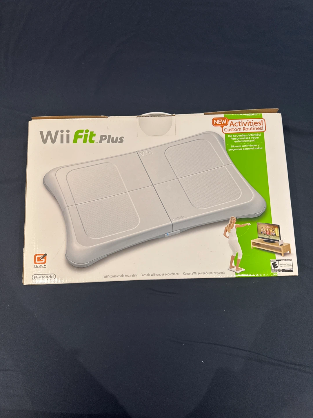 Nintendo Wii Console Bundle with Wii Sports & Wii Fit Plus - photo 3
