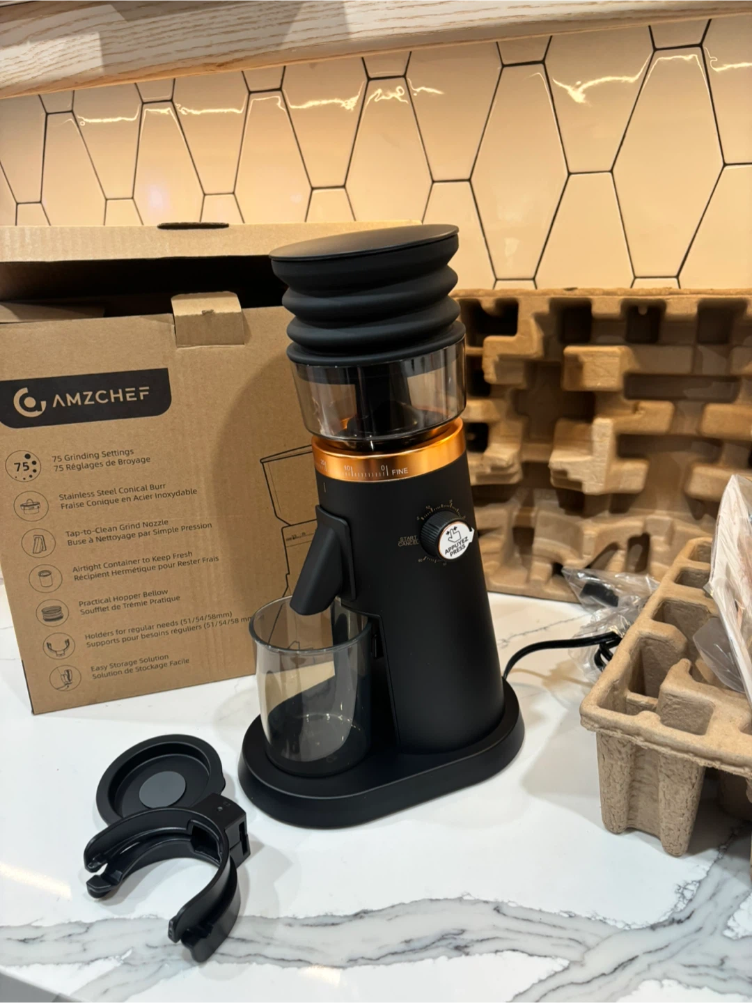 AMZCHEF Coffee Grinder - Black