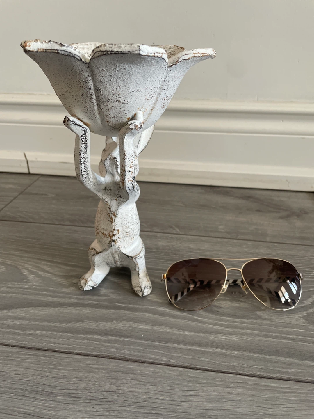 White Bunny stone garden statue - photo 2