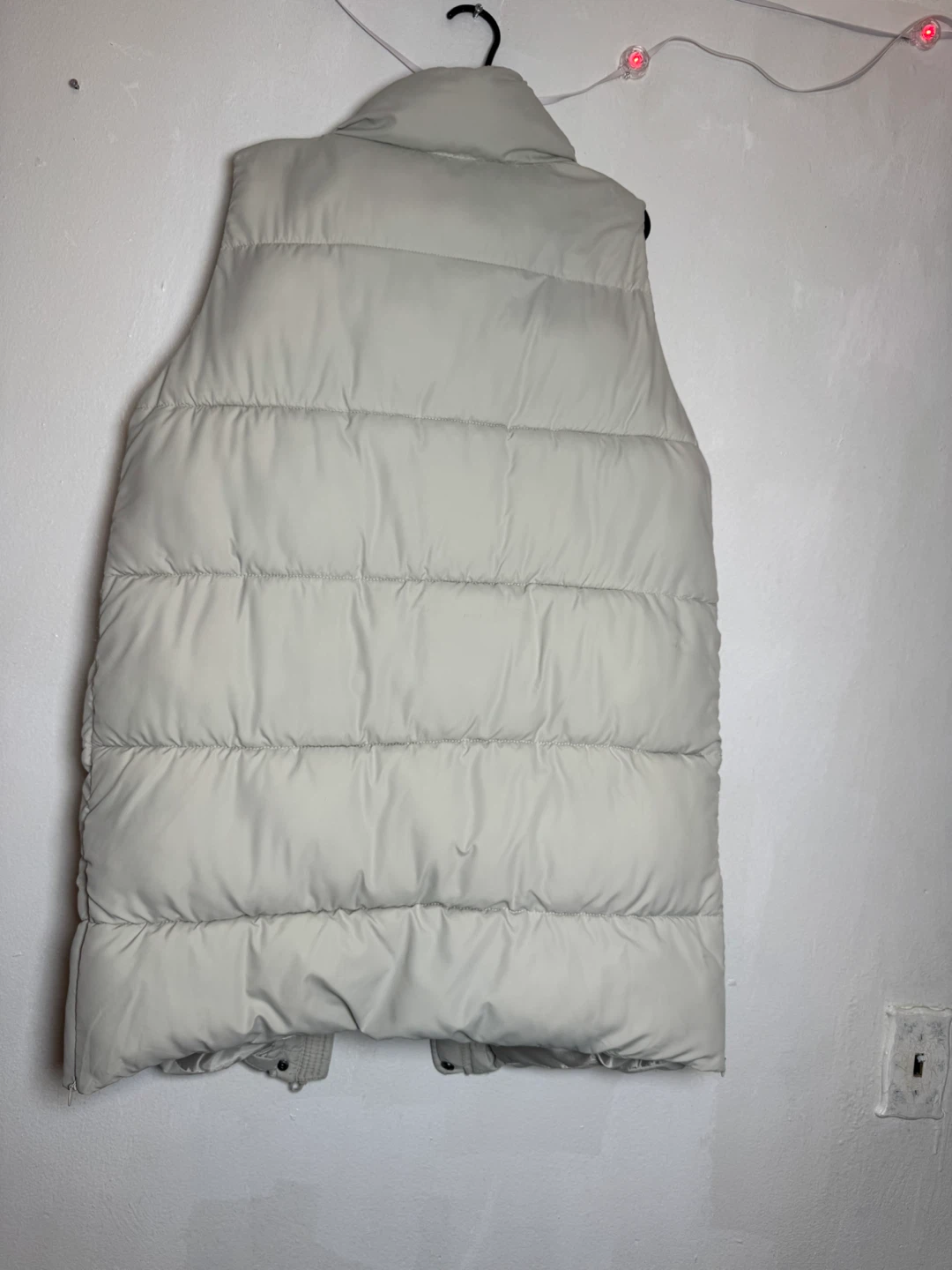 Berkley Jensen Puffer Vest Size L - photo 3