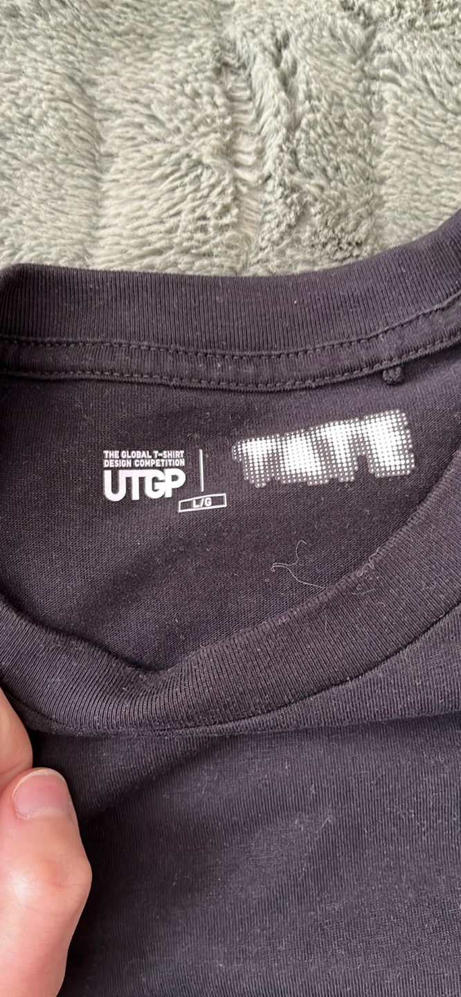 UTGP Black Graphic T-Shirt Size L