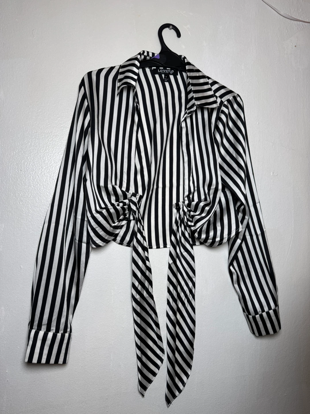 LOVE 83 Striped Tie Front Blouse Size M