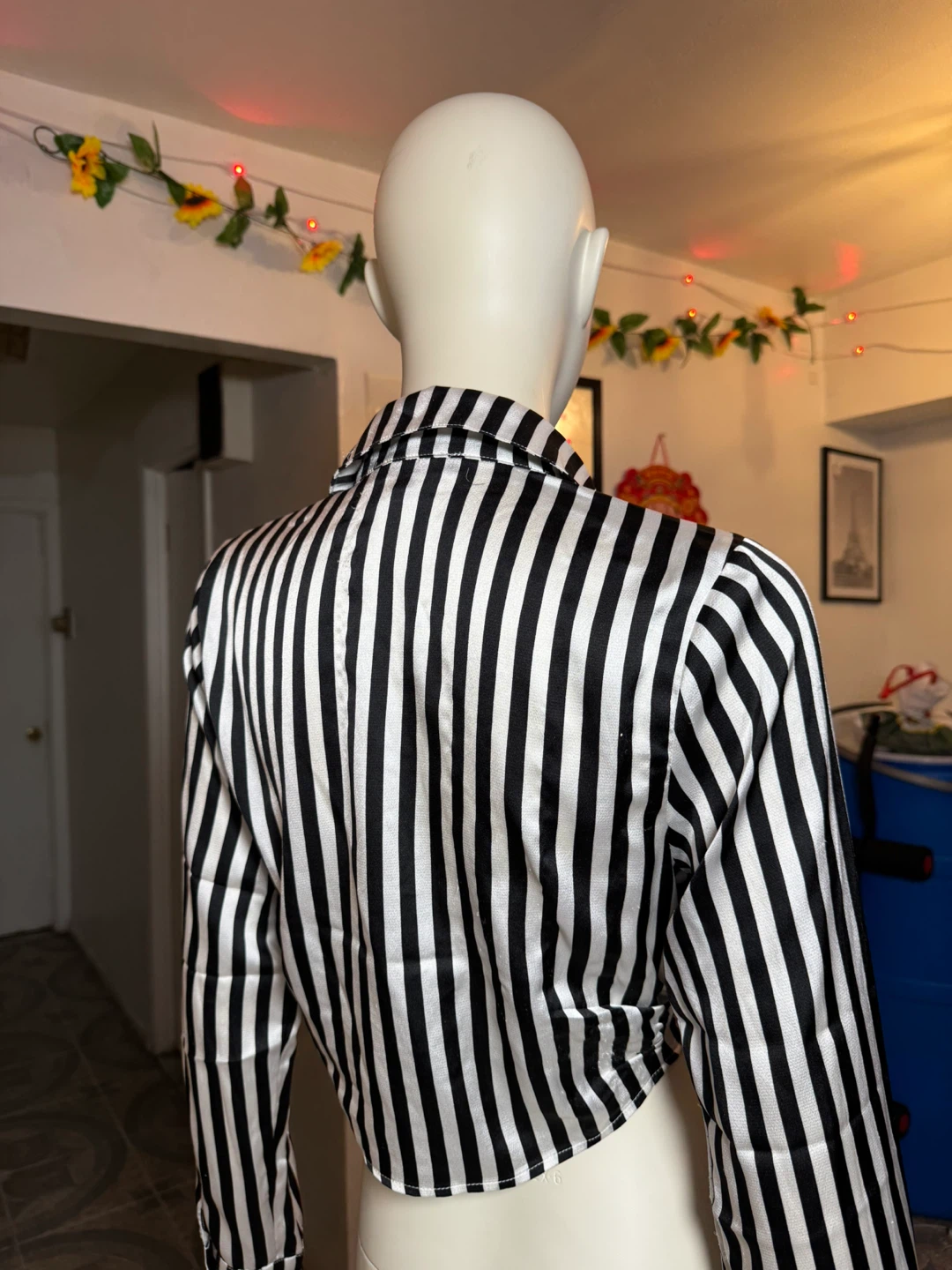 LOVE 83 Striped Tie Front Blouse Size M - photo 3