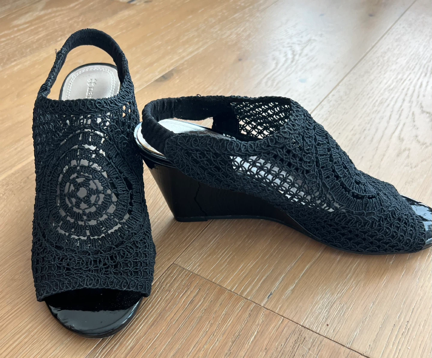 Naturalizer Black Crochet Wedge Sandals - photo 3