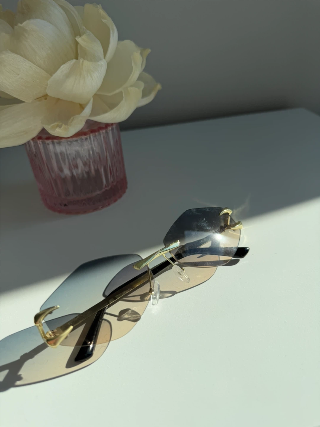 Rimless Diamond Cutout Sunglasses - Gold Frame - photo 4