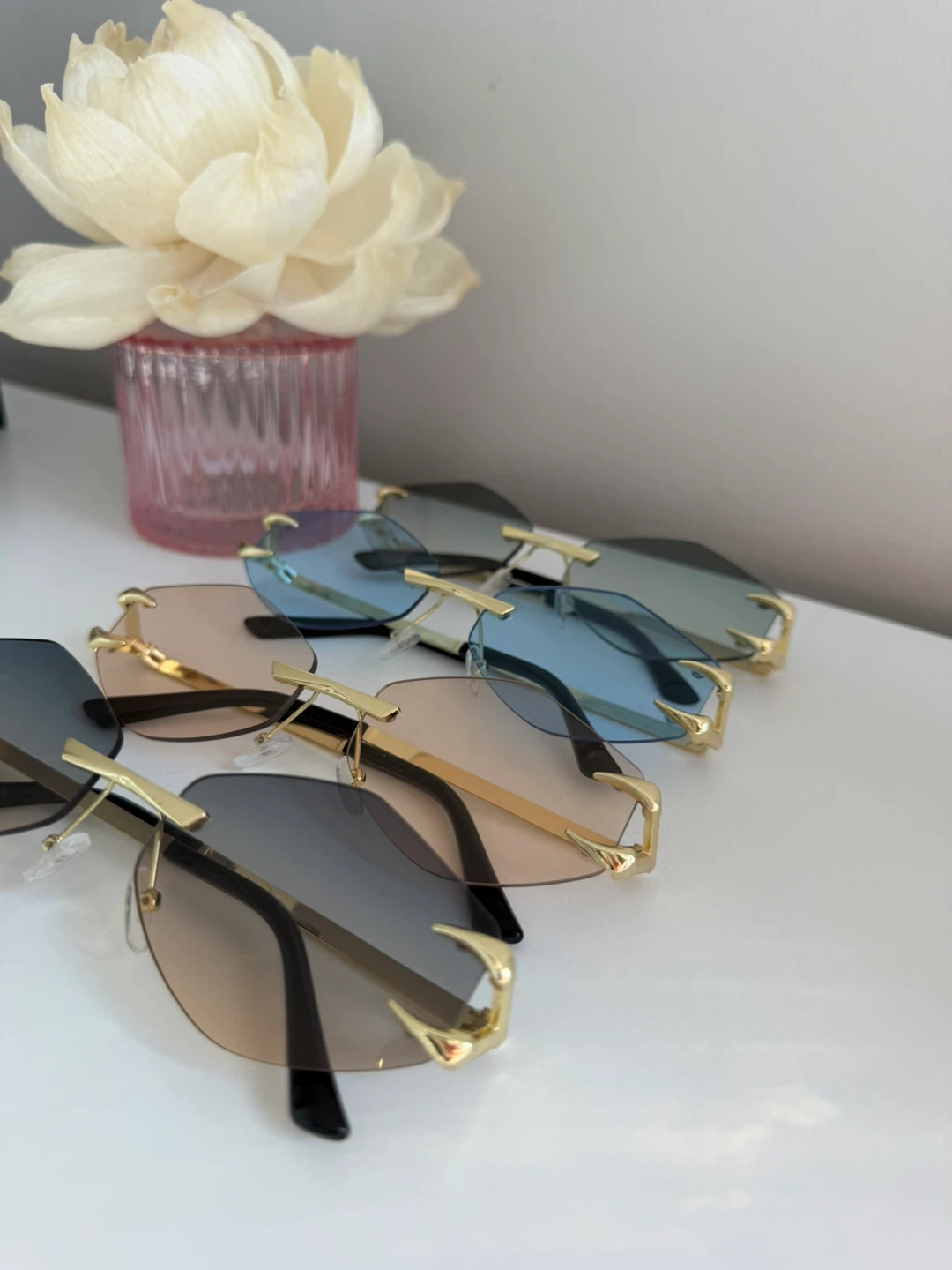 Rimless Diamond Cutout Sunglasses - Gold Frame - photo 2