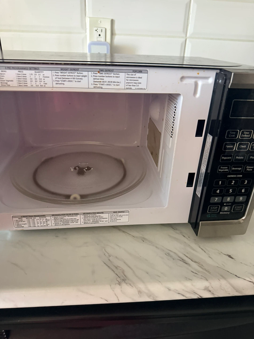 Insignia Microwave - photo 4