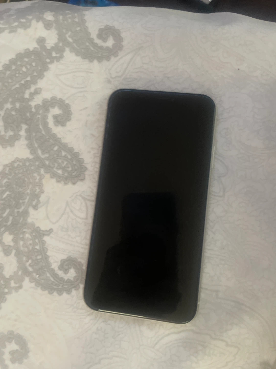 Apple iPhone XR - White - photo 2