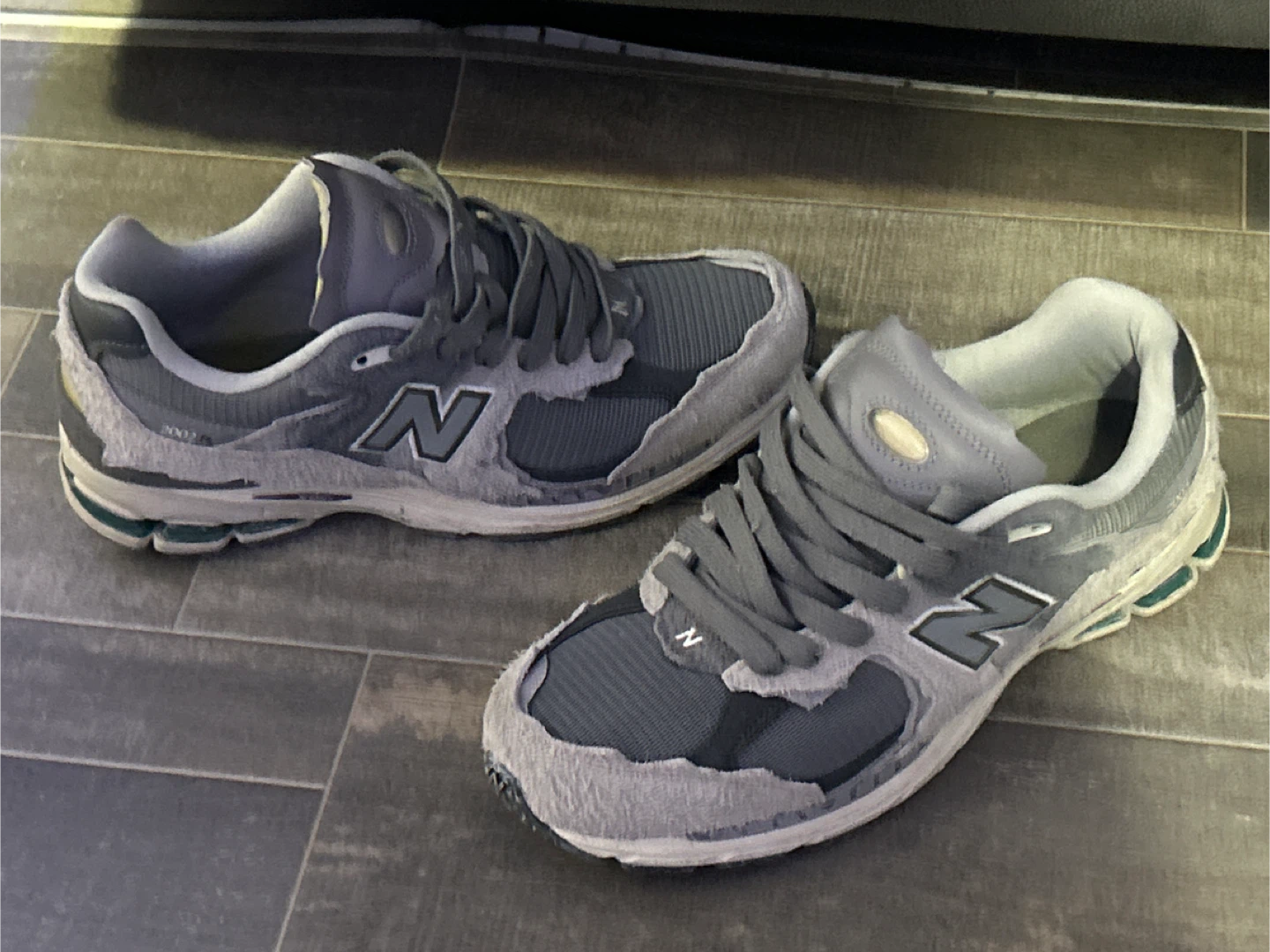 New Balance 2002R Grey Sneakers - photo 4