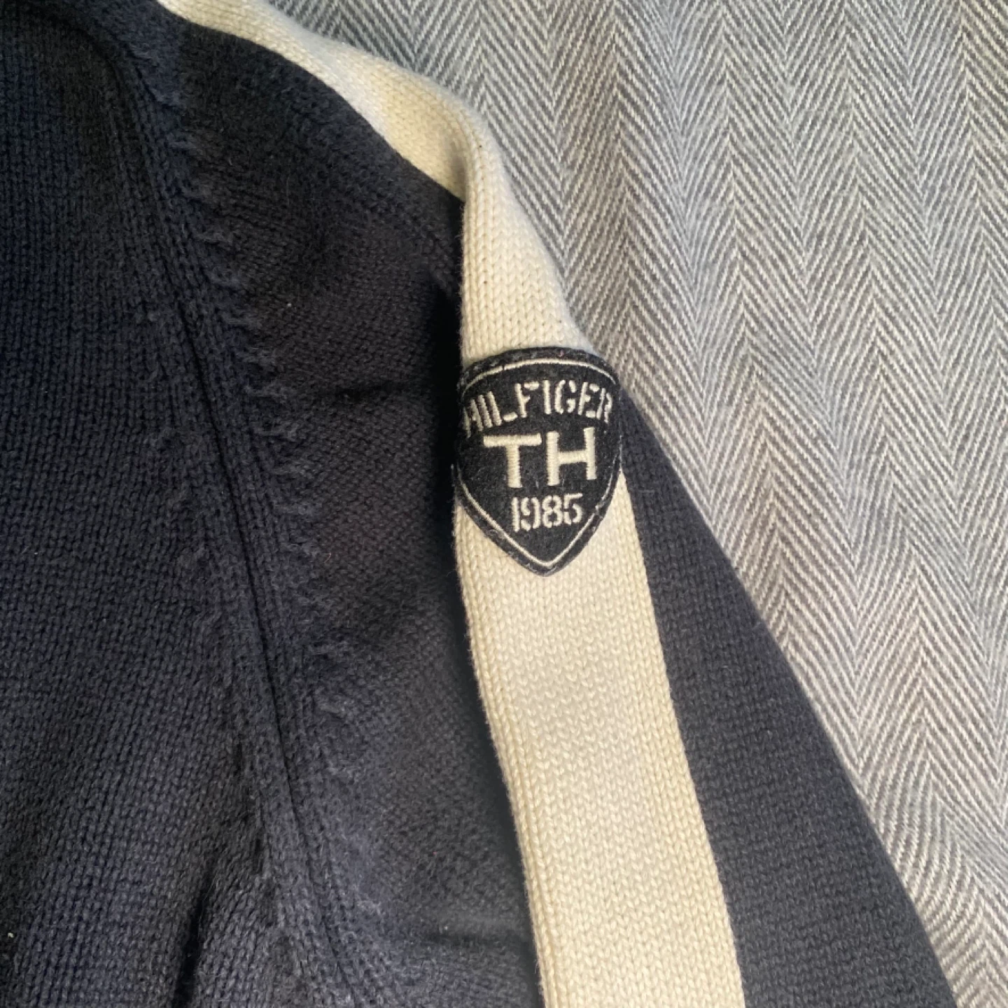 Vintage Tommy Hilfiger Quarter Zip Sweater L - photo 2