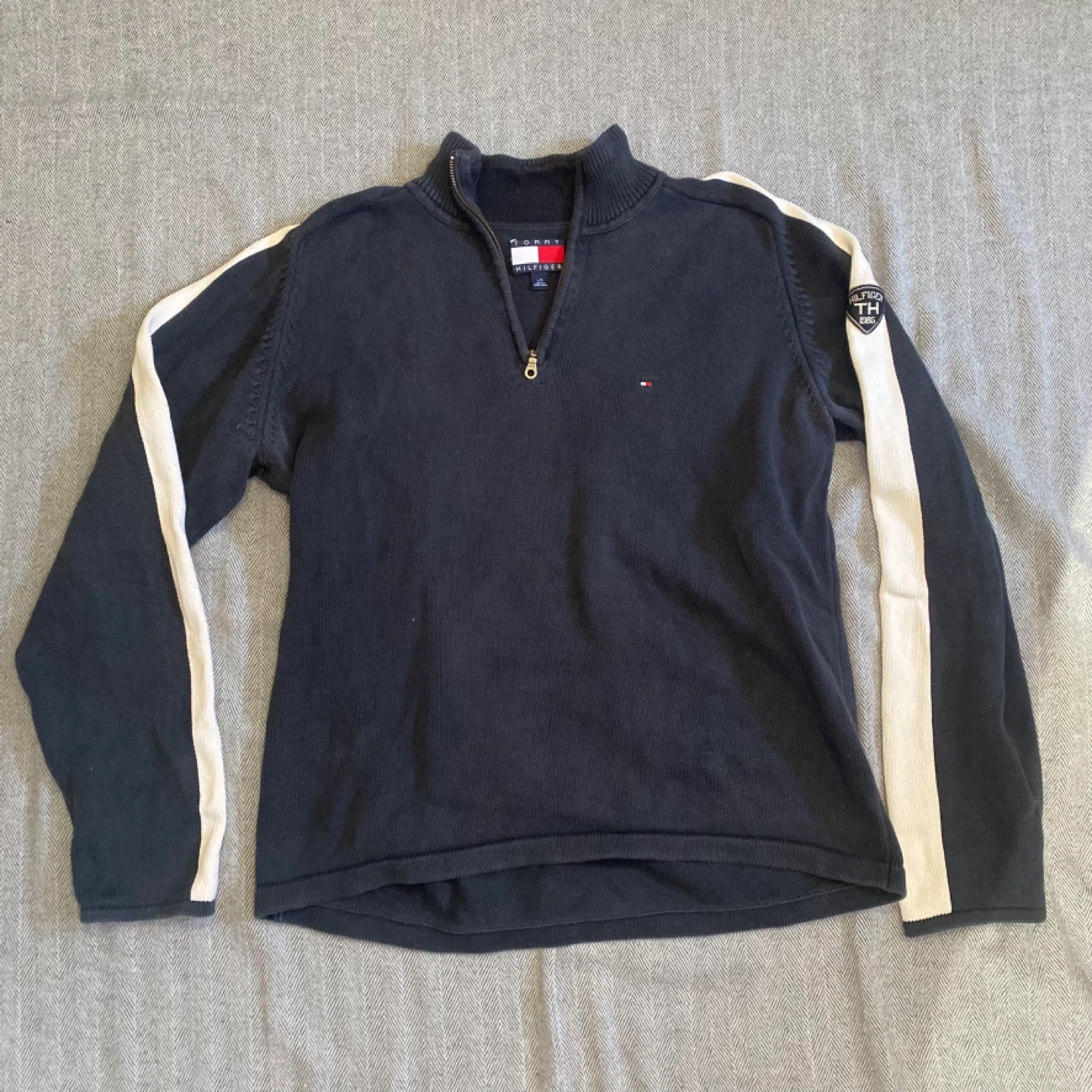 Vintage Tommy Hilfiger Quarter Zip Sweater L