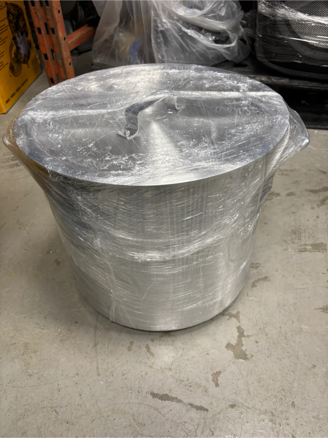 Large Aluminum Stock Pot with Lid