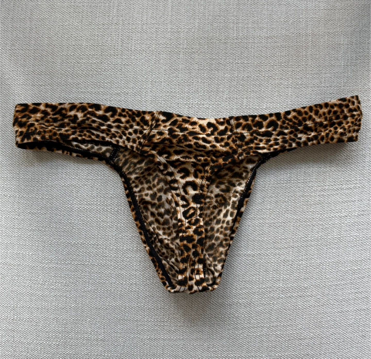 Men’s Underwear - Jockmail  Leopard Print Thong - photo 2