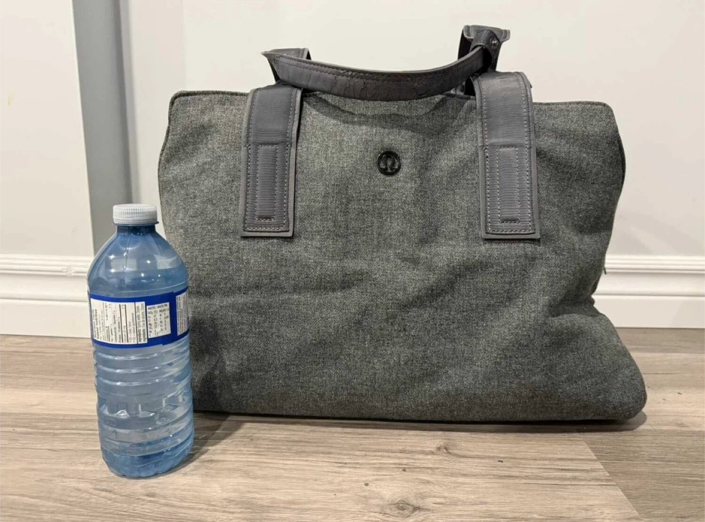 Lululemon Grey Duffle Bag - photo 5