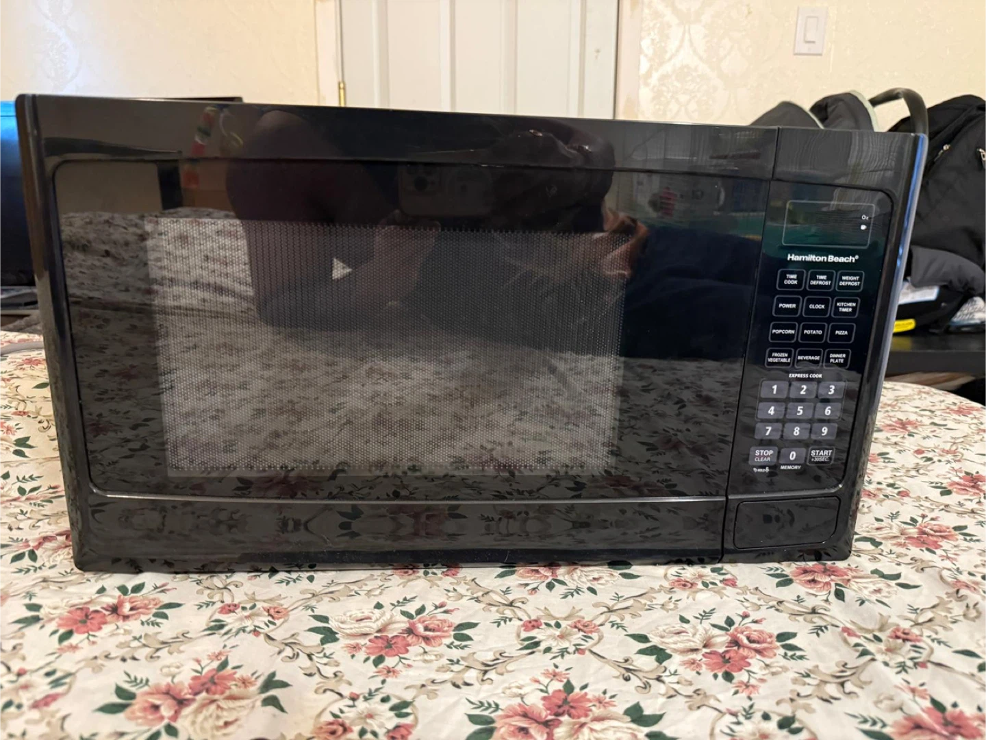 Hamilton Beach Microwave - photo 3