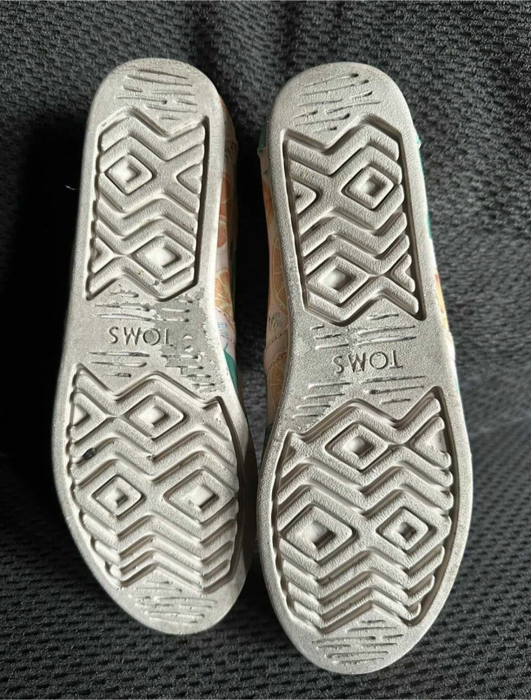 TOMS Citrus Print Slip-On Flats - size 8 - photo 5