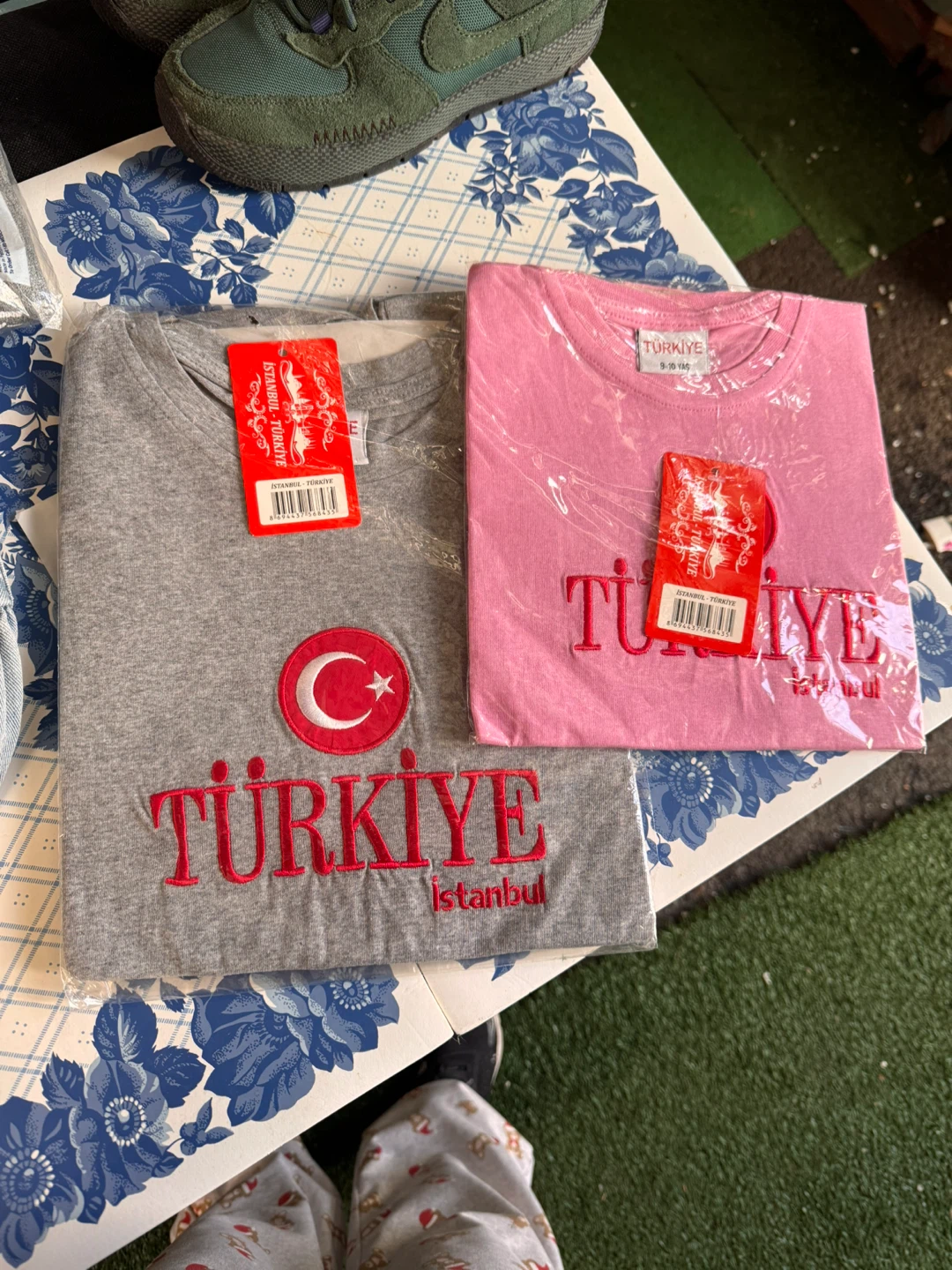 Istanbul Türkiye T-shirts (Grey & Pink)