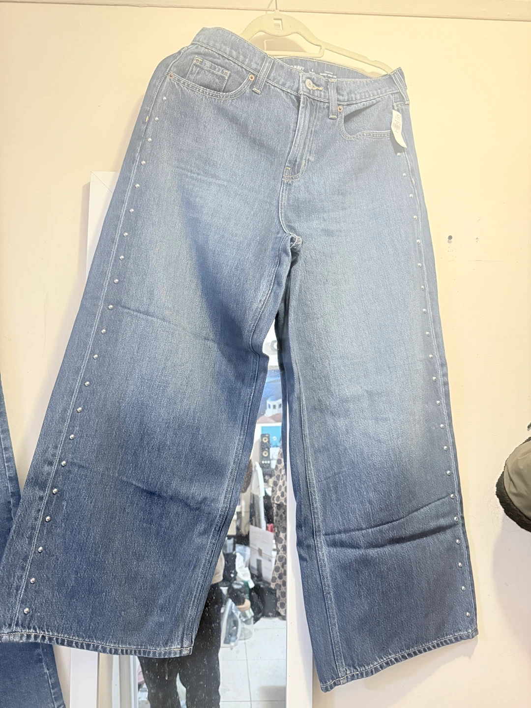 Old Navy High-Rise Petite Baggy Wide Leg Jeans with Studs - photo 4