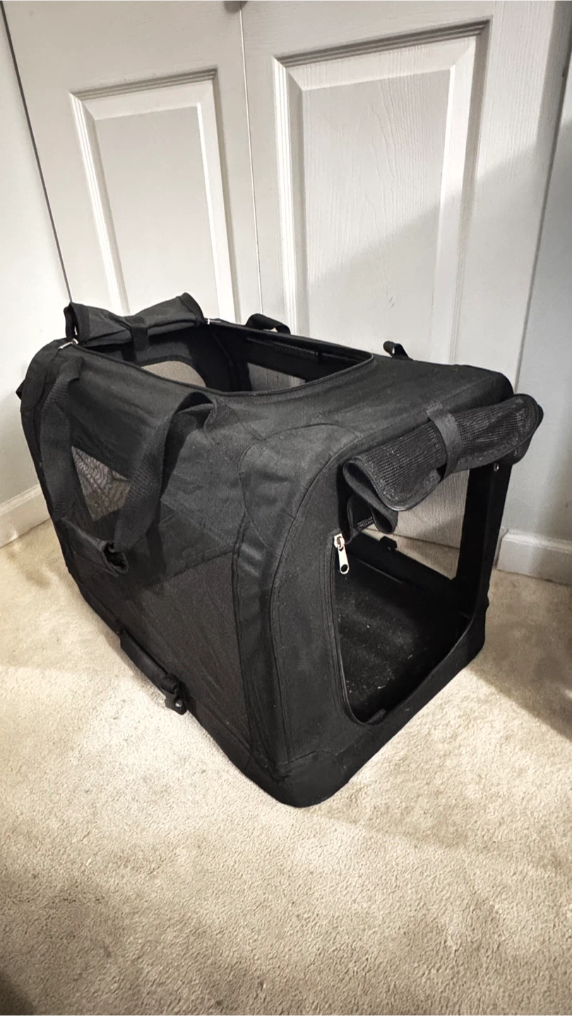 Black Soft Pet Carrier - 22" L x 16" W x 17" H